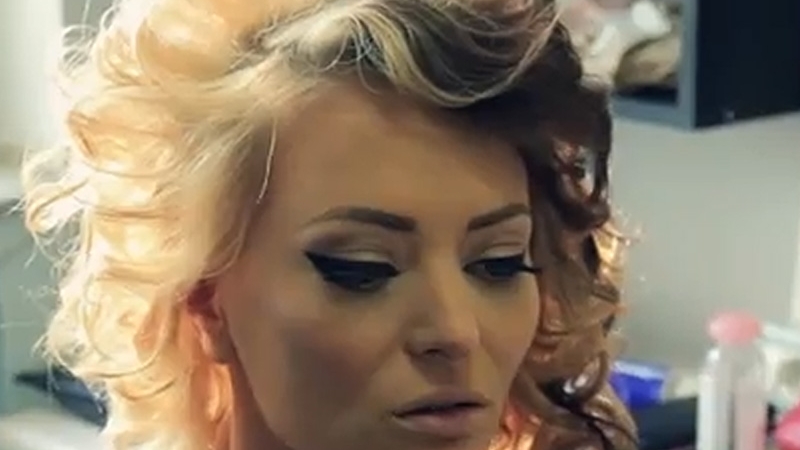 Delia a lansat un videoclip dedicat bolnavilor de psoriazis! Uită-te la imagini şi spune-ne ce crezi! Îţi place?