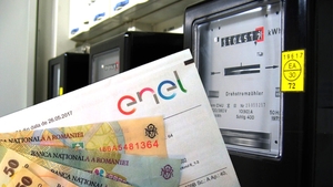 "Vampirii" nocturni din casa ta. Electrocasnicele care trebuie scoase din priză peste noapte