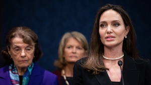 Angelina Jolie, momente de panică în Ucraina! A fost reținut și înrolat în armată