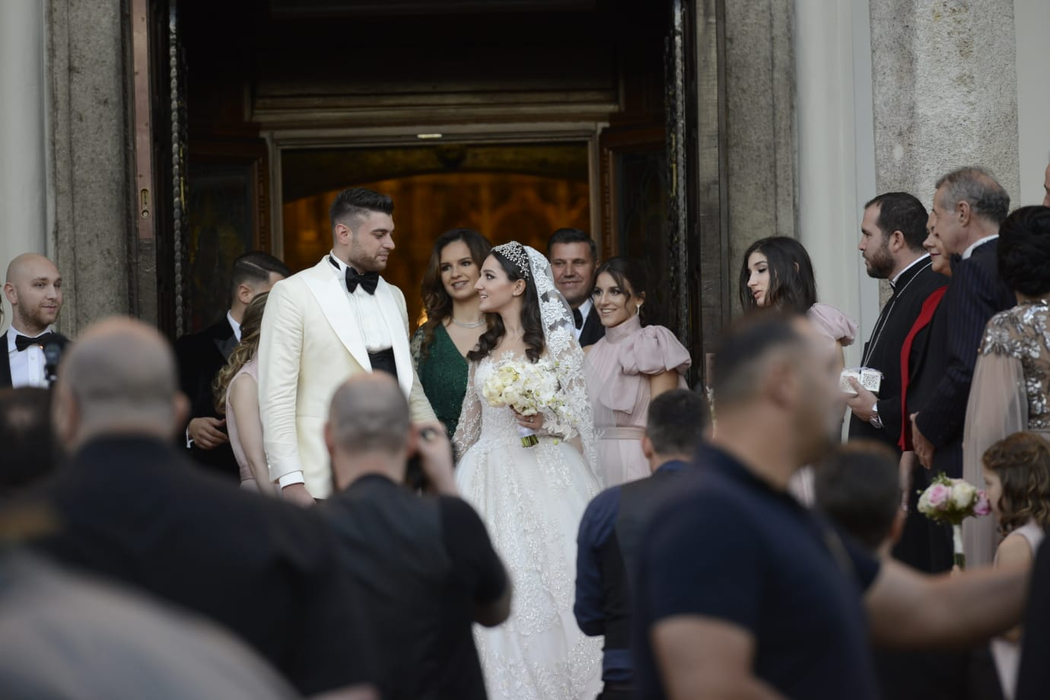 Imagini super-exclusive de la nunta care îl costă 500.000 euro pe Gigi Becali!