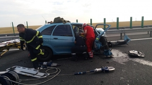 Un mort și șase răniți în urma unui accident pe Autostrada Soarelui! Traficul rutier este oprit pe drumul spre mare