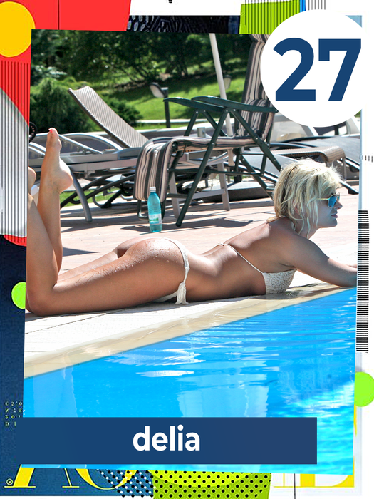 Top 30 sexy-vedete „prinse” în „buza” mării sau pe marginea piscinei