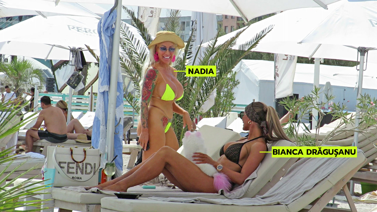 Rusoaica Valentina a părut să o impresioneze inclusiv pe Bianca Drăgușanu cu tatuajele sale intime (Foto: CANCAN.RO)