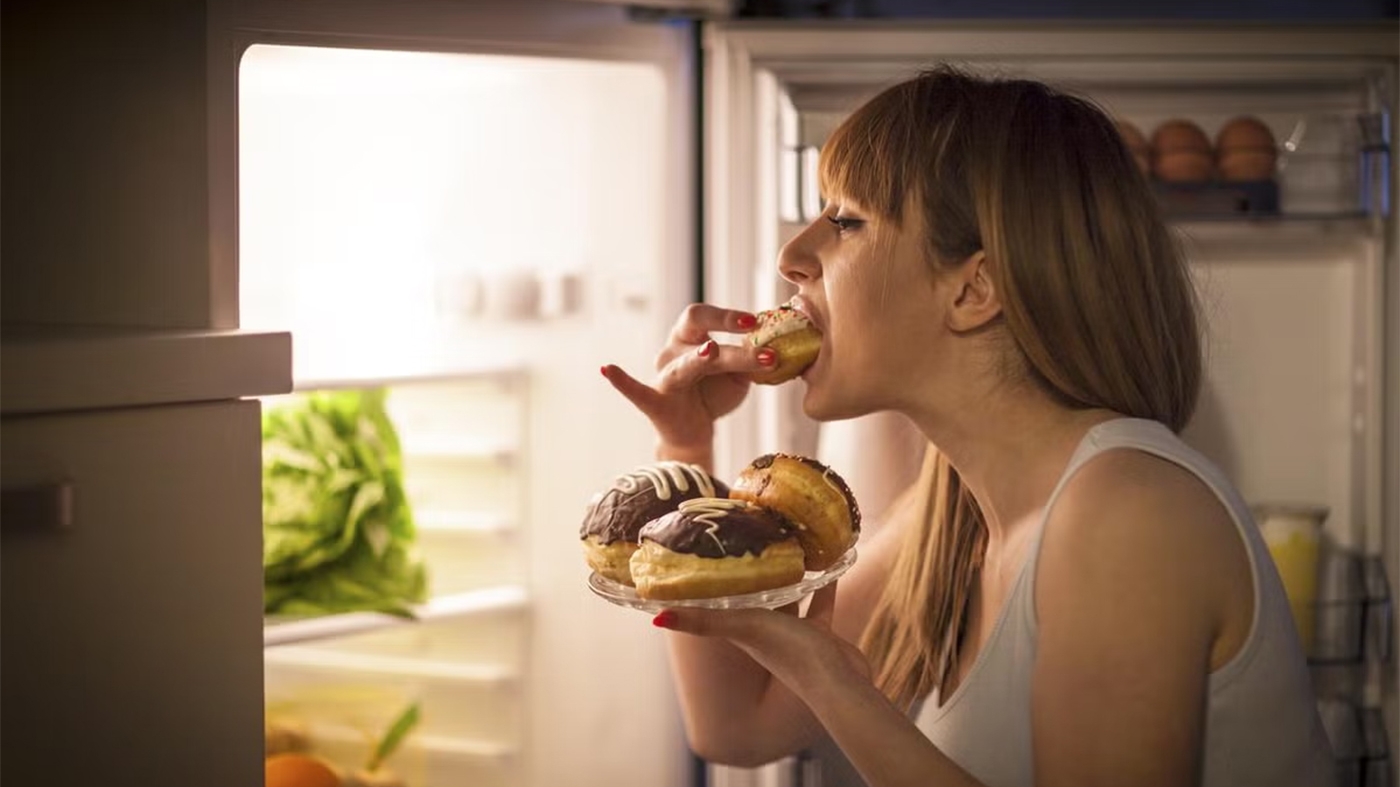 Avertisment ANSVSA pentru românii care cumpără alimente de pe rețelele de socializare: "Este o activitate ilegală"