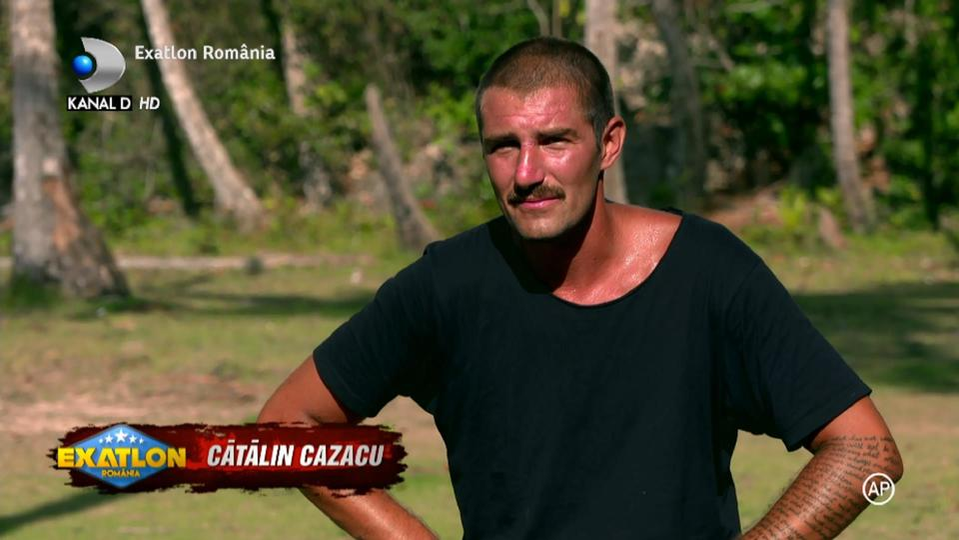Claudia Pavel este istorie! Cătălin Cazacu s-a tachinat și îmbrățișat cu Alina de la Războinicii: “Cred că suntem sortiți…“