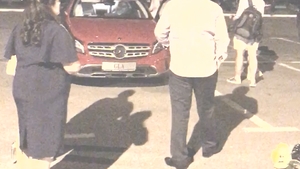 S-a întâmplat în miez de noapte la Mamaia! I-au facut cadou un Mercedes