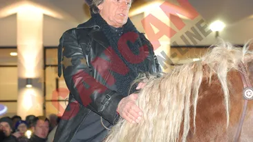 Florin Piersic a venit calare la deschiderea salii de cinema care ii poarta numele