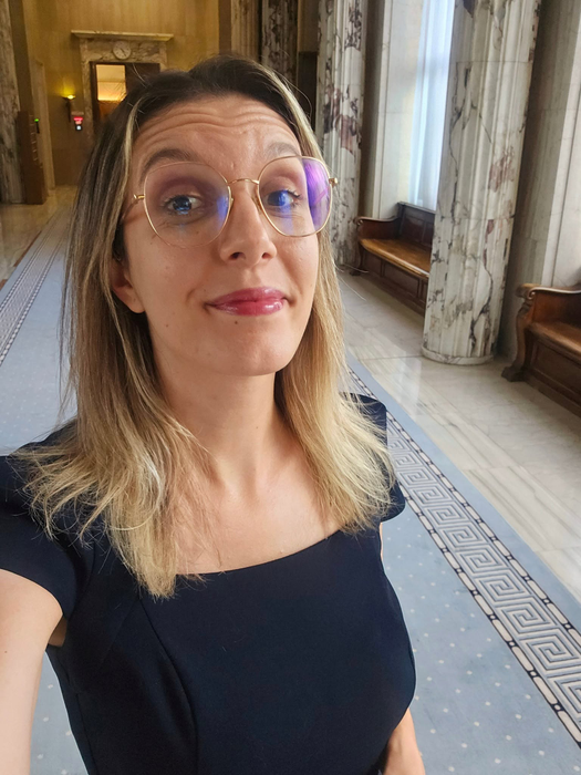 Ce a făcut Diana Buzoianu cu pisica devenită populară. Ce decizie a luat după ce s-a schimbat Guvernul