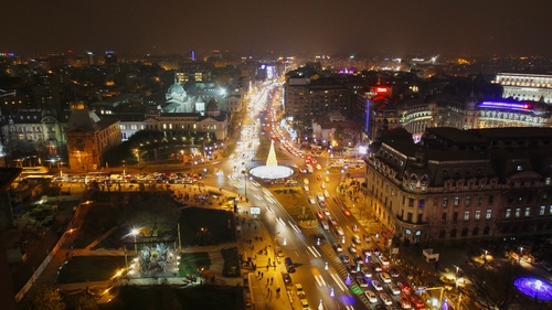 Imagini inedite cu Bucurestiul vazut de sus, dupa ce au fost aprinse luminitele de Sarbatori!