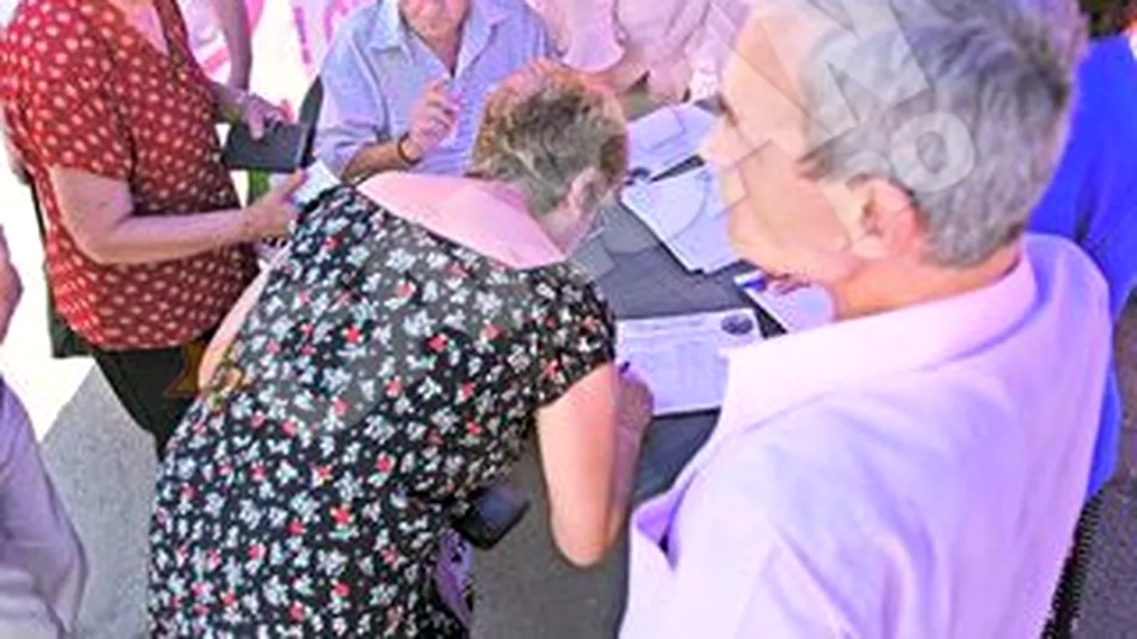 Astrans 20.000 de semnaturi