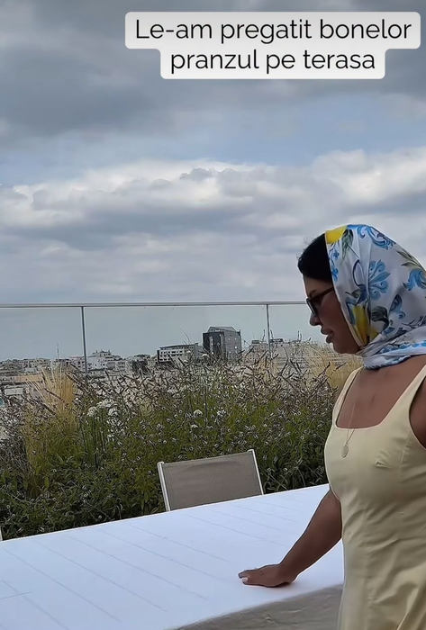 Cum arată penthouse-ul în care locuiește Andreea Popescu cu Rareș Cojoc și cei trei copii. Are saună, cinema și terasă!