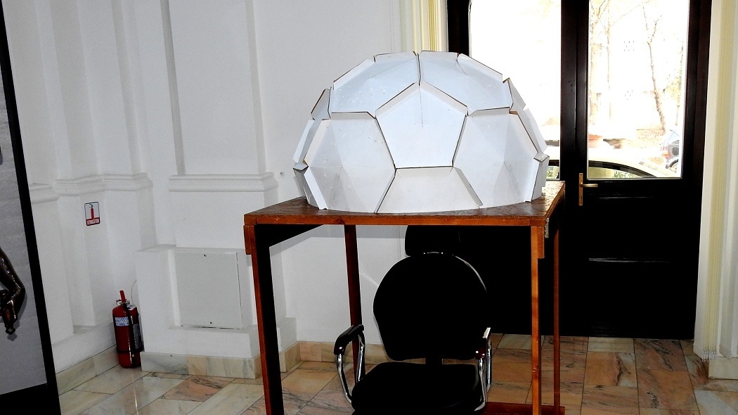 Premieră în judeţul Vaslui: planetariu pentru nevăzători, în Bârlad