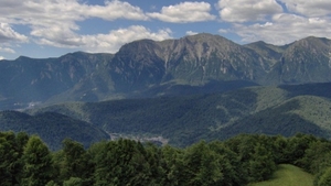 O femeie a murit dupa ce a cazut intr-o prapastie, in Masivul Bucegi
