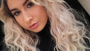 Fiica Anamariei Prodan a făcut senzație pe plajă! Cum arată Sarah în costum de baie
