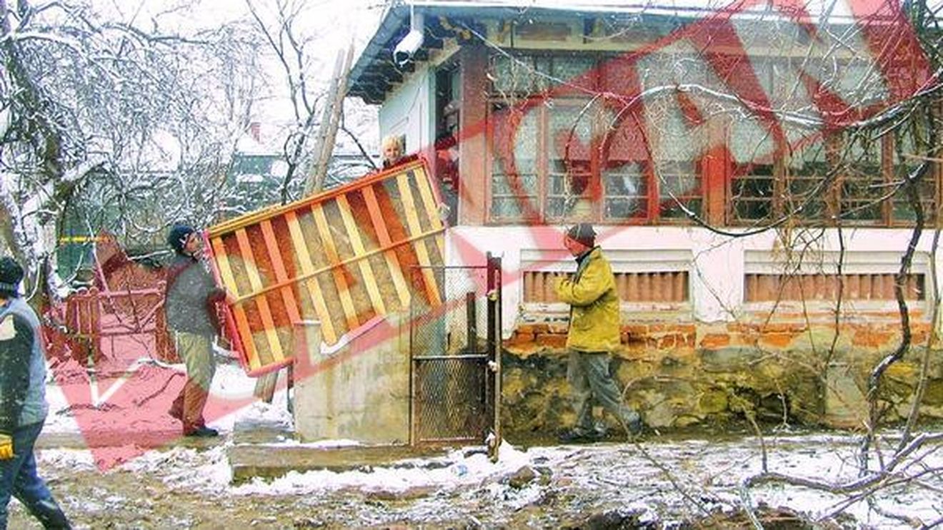 Case inghitite de pamant