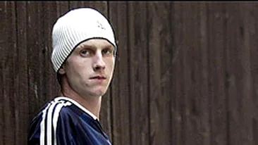 La 24 de ani va deveni tata a opta oara