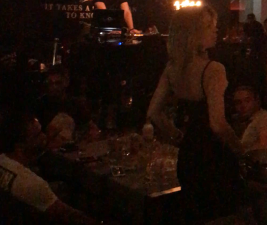 Vincenzo nu a băgat-o în seamă pe blondă