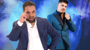 Scandal monstru la o nuntă! Florin Salam l-a dat afară pe Bogdan de la Ploieşti chiar în timp ce cânta. De unde a pornit totul? VIDEO