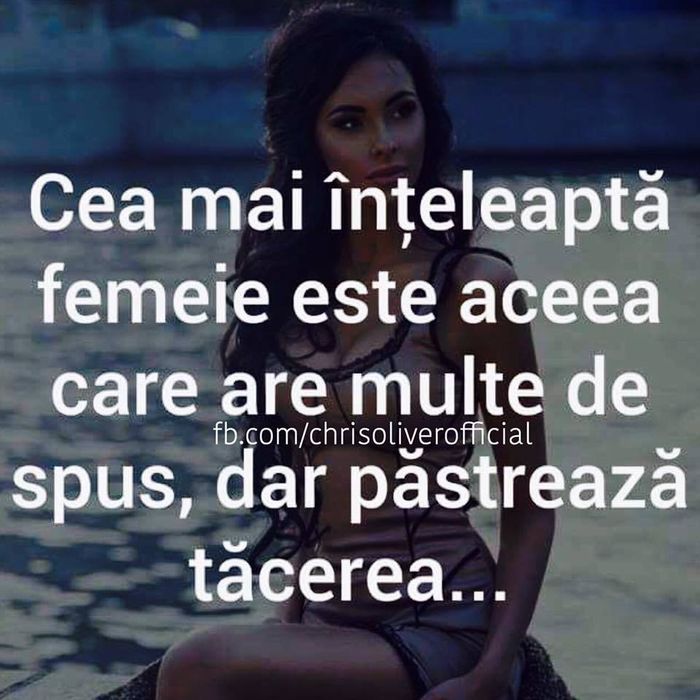 Izabela dă de înţeles că ar avea multe de zis despre divorţ, dar preferă să rămână discretă