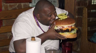 Mancarea fast-food omoara spermatozoizii!