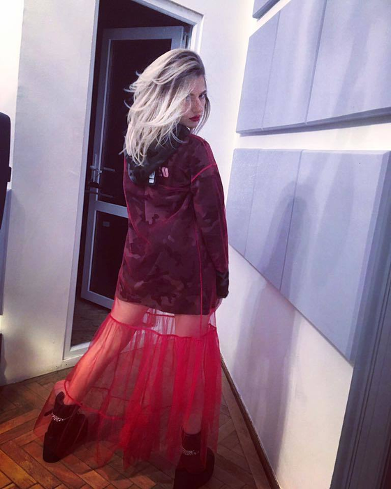 LIDIA BUBLE şi RĂZVAN SIMION nu mai împart acelaşi pat! Chiar vedeta a făcut anunţul