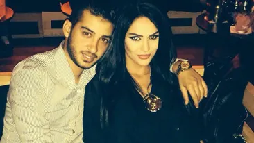 Iubitul arab al unei vedete de la noi s-a fotografiat cu doua mitraliere in vila din Pipera: “Pregatiti-va pentru ce este mai rau