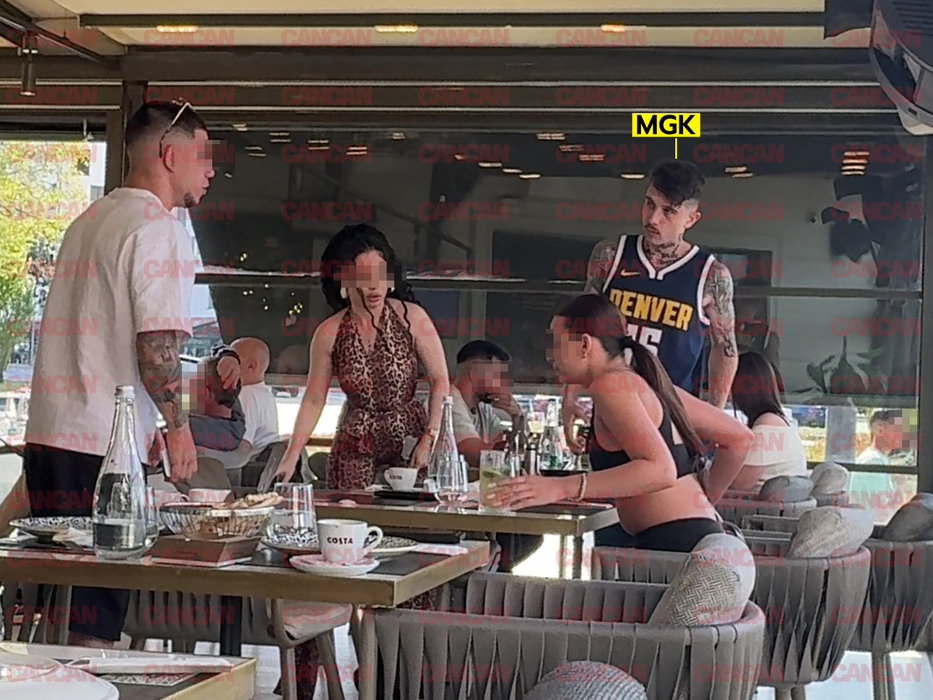 MGK și iubita, la mare de 1 Mai.