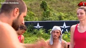 Claudia Pavel şi Cătălin Cazacu, tot mai apropiaţi! Cum au fost filmaţi de camerele de la "Exatlon" după ce Drăghia i-a spus artistei că trebuie să se "combine" cu cineva
