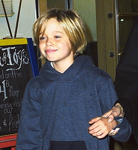 Foto! Ea este mini BRAD PITT! Vezi asemănarea izbitoare dintre actor şi fiica sa, SHILOH