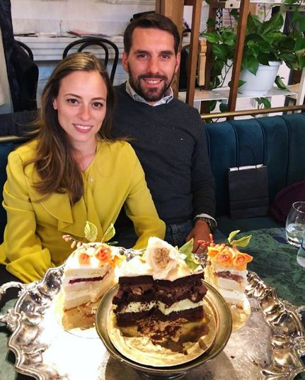 FOTO. Principele Nicolae şi Alina-Maria Binder, la degustarea tortului de nuntă