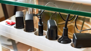 TOP 7 - Electrocasnicele din apartament care consumă cel mai mult curent. Din cauza lor ai factura mare la curent