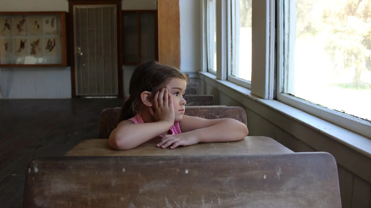 Profesoară din București, apel către toți părinții: ”Vă rog din suflet să vă lăsați copiii să meargă”