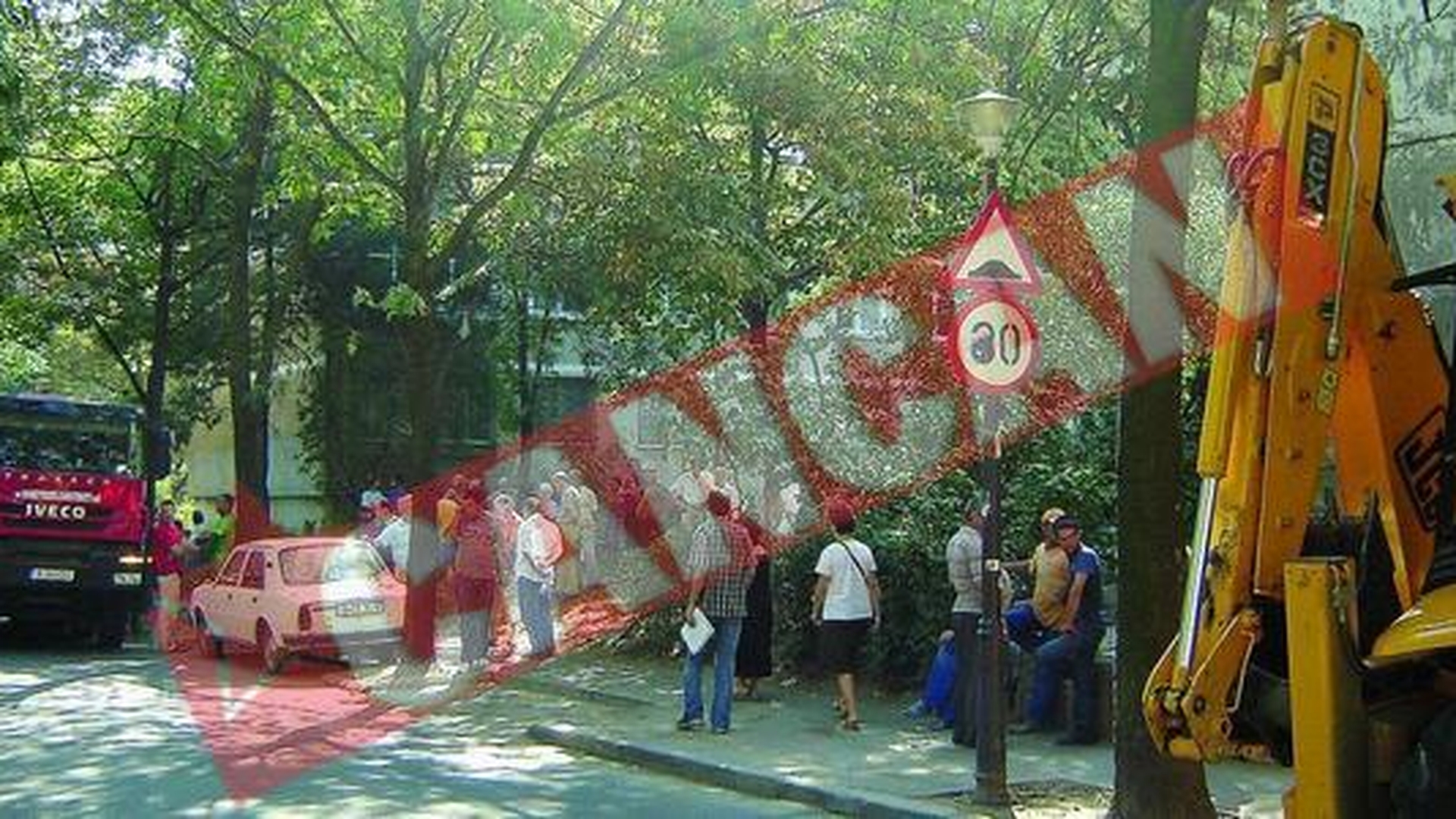 Muncitorii ADP sector 3, pusi pe fuga de locatarii blocurilor din Balta Alba