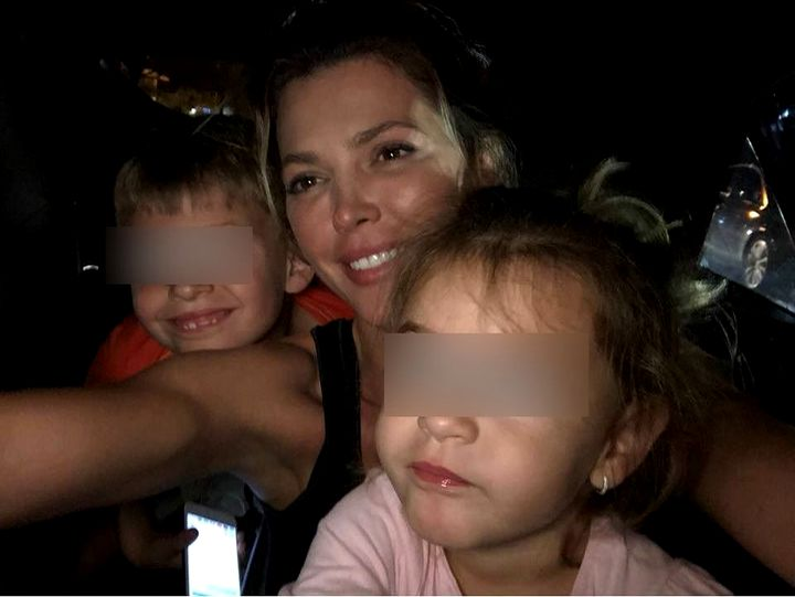 Traiul în lux rămâne o amintire! Alina Vidican n-a avut succes cu ”imobiliarele!”