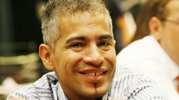 Ea este cea mai de preţ comoară a micutului Will! Vezi cum arată sotia juratului de la Dansez in ipostaza de barmanita