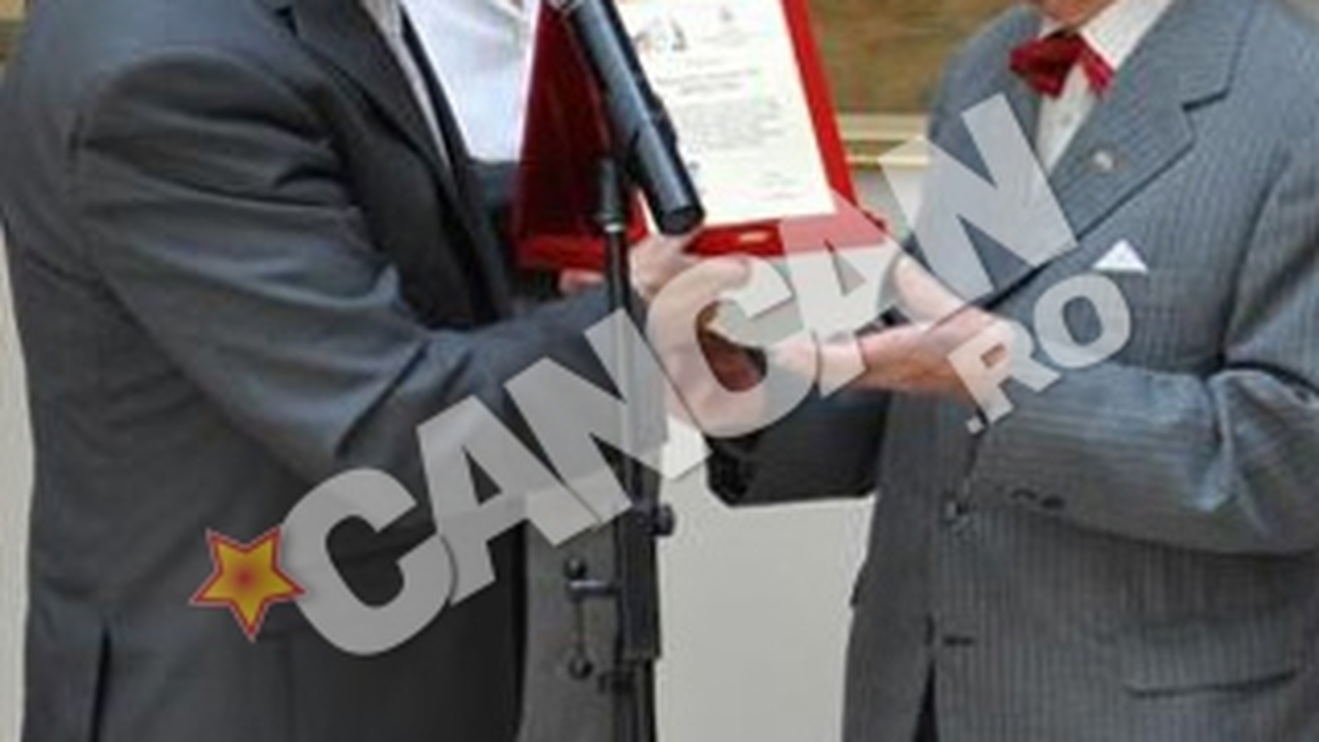 Primarul Ontanu a premiat 50 de veterani de razboi