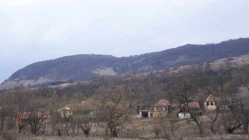Satul din România în care nu s-a născut niciun copil timp de 47 de ani. Câți localnici există acolo