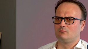 Alexandru Cumpănașu, atac dur după ce Dincă și-a schimbat declarația referitoare la Luiza Melencu: ”Ne apropiem de adevăr. Fetele sunt în viață și totul e o mascaradă!”