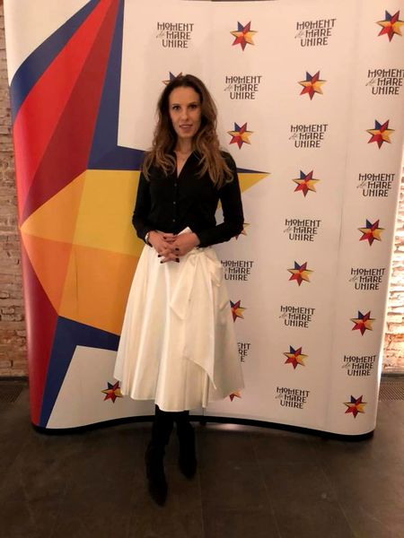 Jurnaliștii Vlad Petreanu și Ionela Năstase s-au căsătorit! Prima imagine de la Starea Civilă