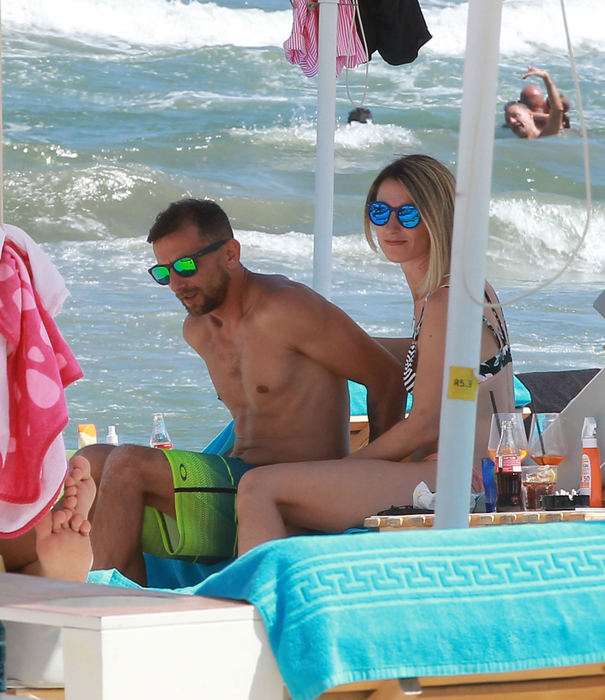 Adrian Mlădinoiu, alături de soția sa, la Mamaia