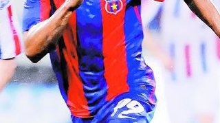 Il vor pe Maicon la pret redus