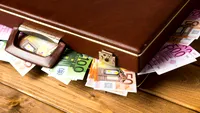 O femeie credea că și-a găsit dragostea vieții, după ce a cunoscut un ”prinț” nigerian. Ce s-a întâmplat după ce i-a trimis 200.000 euro