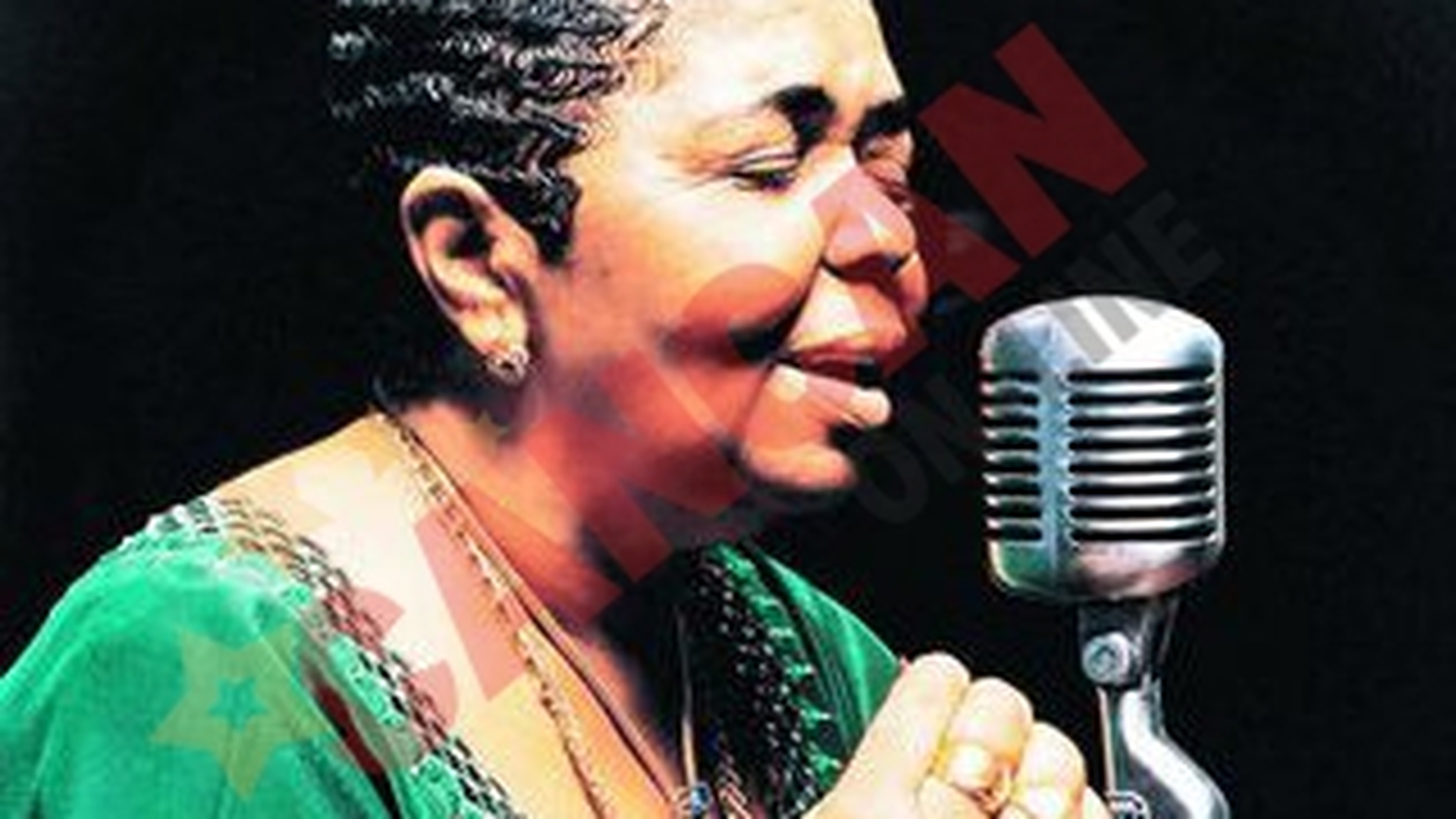 Cesaria Evora, din nou in Romania, pe 15 si 18 octombrie