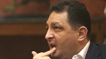 Reactie fabuloasa a lui Vanghelie dupa gratii! Sper sa nu-mi fi pus....