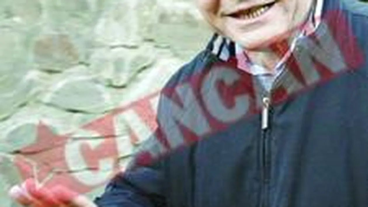 Basescu s-a dat cu snowmobilul la Predeal