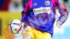 Mutu il regreta pe Toni