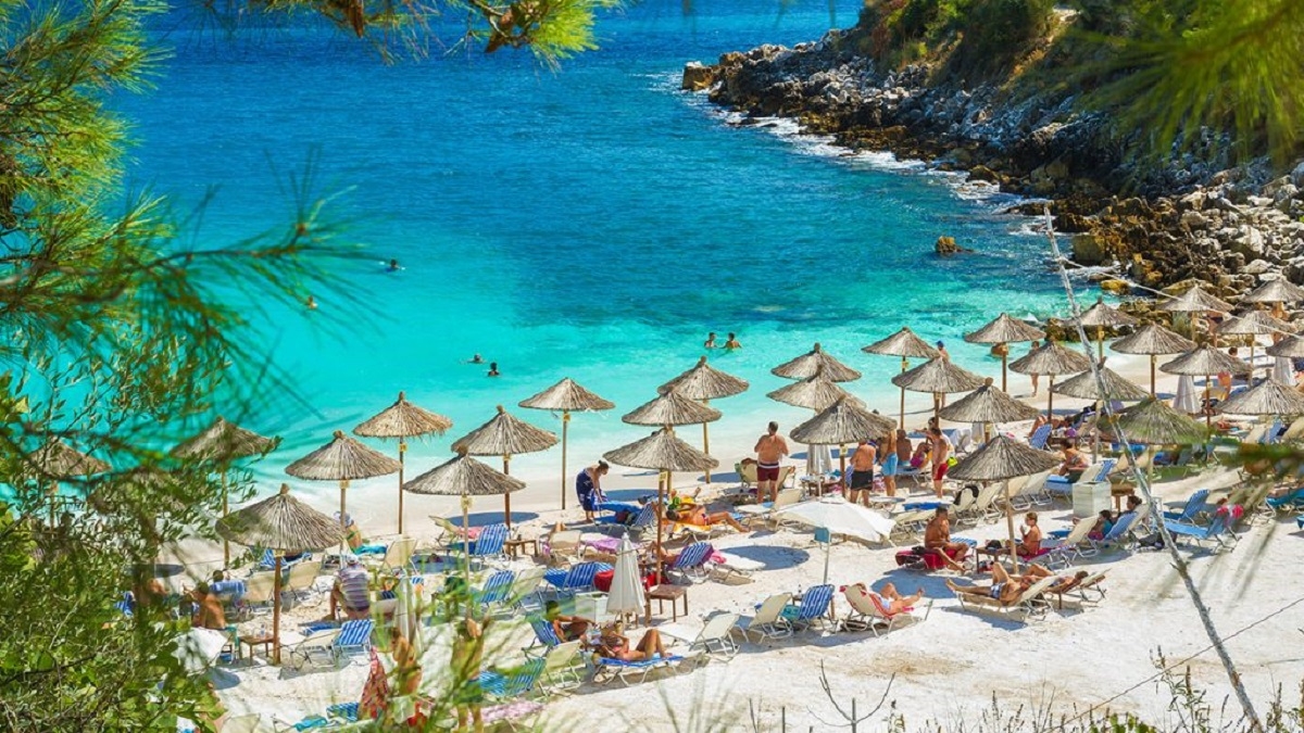 Dezamăgire cruntă pentru un turist român, în Thassos. Ce a descoperit când a ajuns în camera de hotel