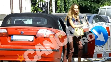 Isi ajuta sora cu pregatirile de nunta! Sotia lui Florin de la Hi-Q a profitat de ocazie pentru a vedea si marturii pentru botezul viitorului ei copil