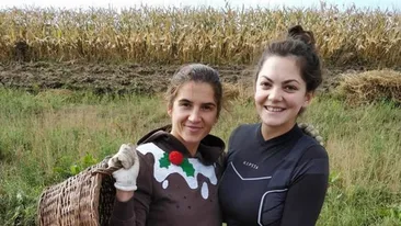 Două campioane mondiale la canotaj s-au fotografiat la cules de cartofi