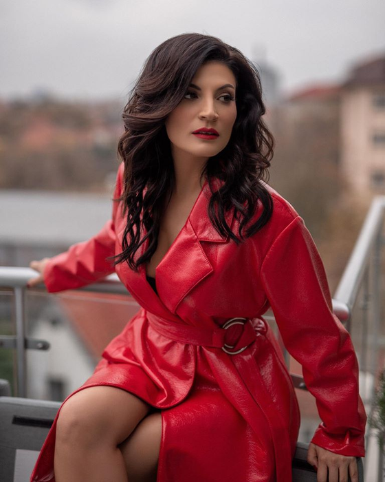Motivul pentru care Ioana Ginghină nu vrea să şteargă de pe Internet pozele cu fostul soţ: „Nu de puţine ori”